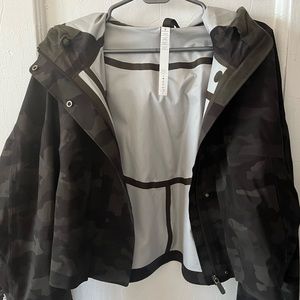 Lululemon Rain Chaser Rain Jacket,
